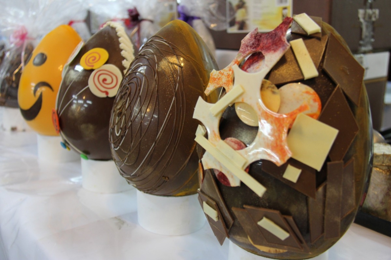 boulangerie-PUGET SUR ARGENS-min_chocolate_factory_eggs_easter-897028